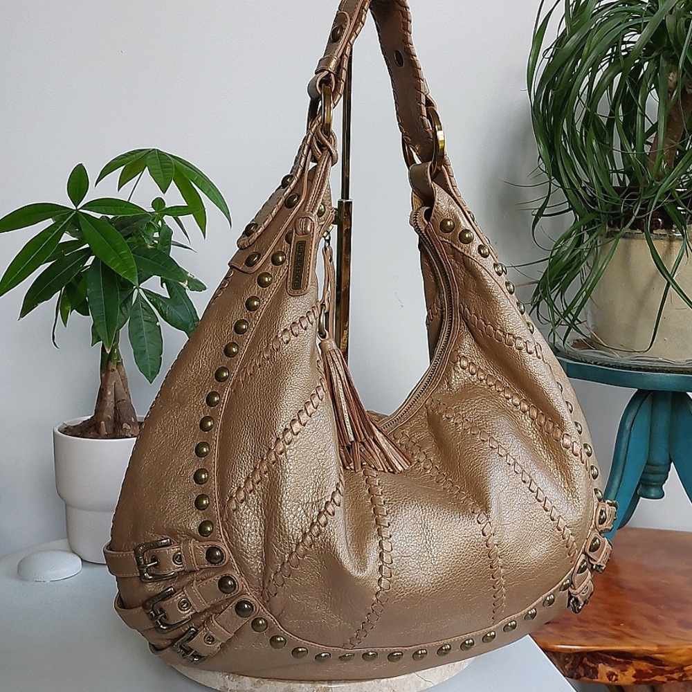 Isabella  💛 Fiore Golden whipstitch studded XL leather hobo